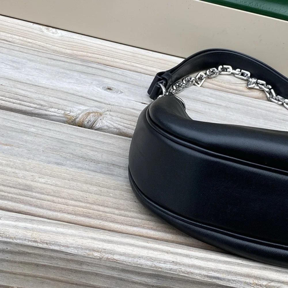Marc Jacobs The Small Curve Shoulder Bag Black Leather Hobo with Dust Bag